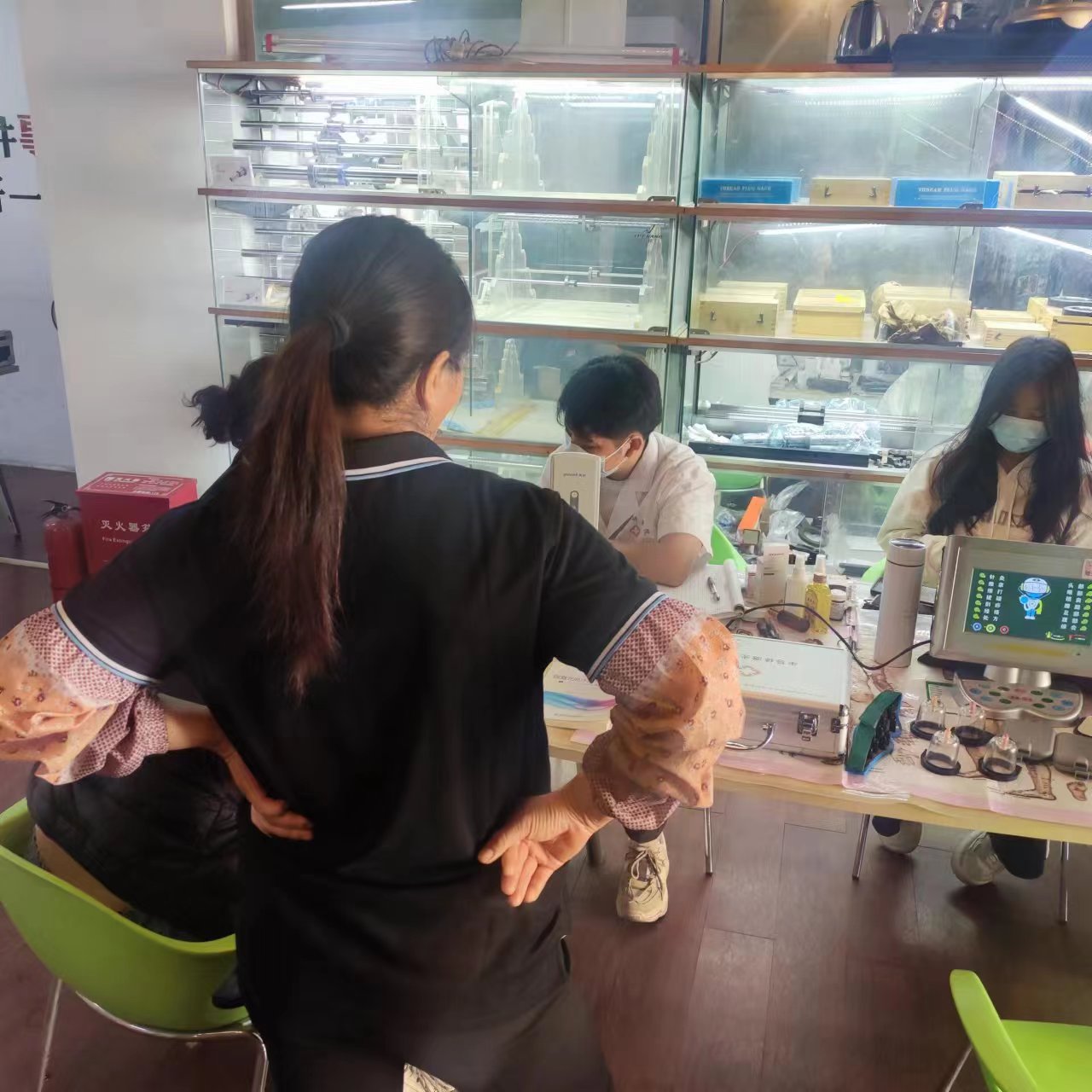 關(guān)懷備至！漢藝精工組織職工健康體檢！